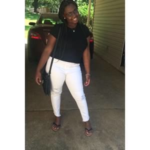 Meet your Posher, Ebony